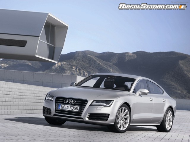 Audi-A7-Sportback-2011-08.jpg