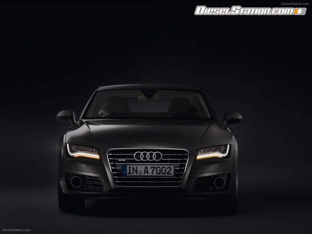 Audi-A7-Sportback-2011-24.jpg