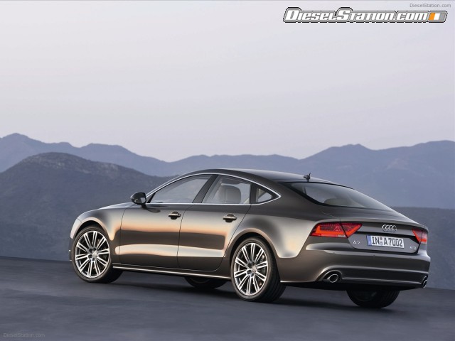 Audi-A7-Sportback-2011-26.jpg