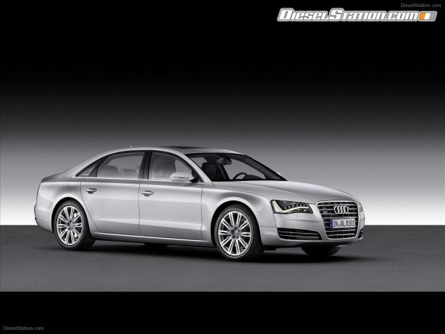 Audi-A8-L-2011-04.jpg