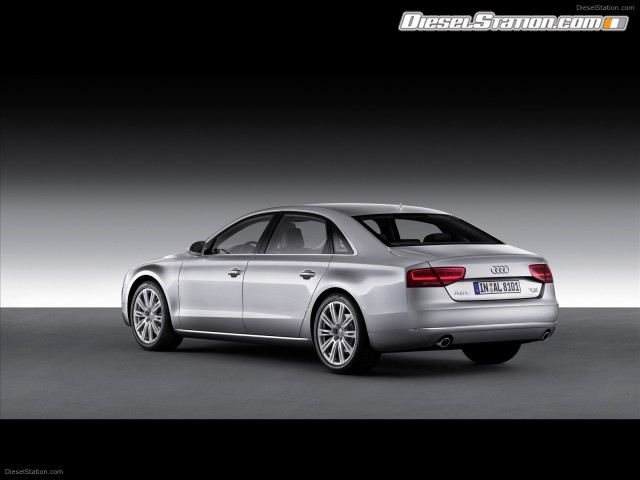 Audi-A8-L-2011-05.jpg