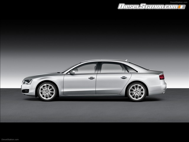 Audi-A8-L-2011-06.jpg