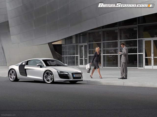 R8