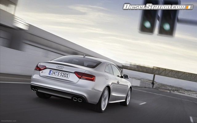 Audi_s5