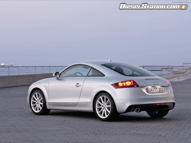 Audi-TT-Coupe-2011-10.jpg