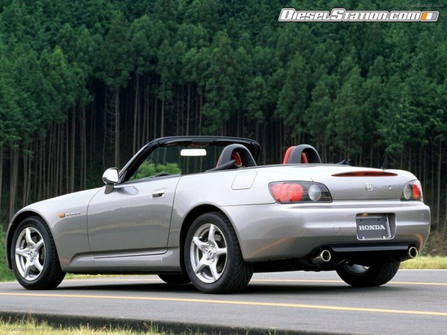 S2000