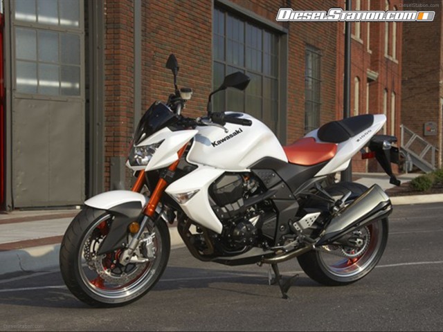 Motos