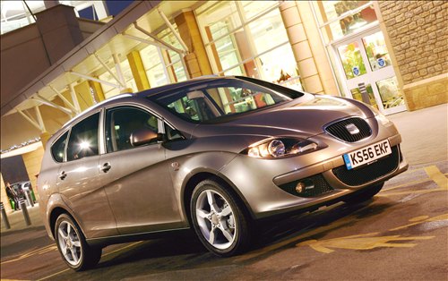 http://www.dieselstation.com/pics/2009-Seat-Altea-XL-car-wallpapers.jpg