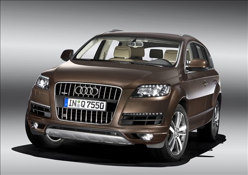 wallpaper audi. 2010 Audi Q7 Car Wallpaper