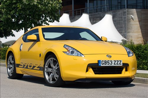 2010 Nissan 370Z Yellow