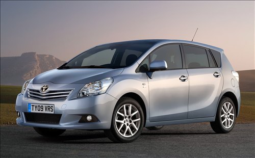 2010 Toyota Verso Car Picture