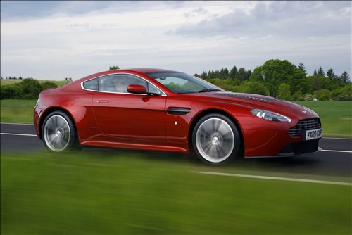 Aston Martin V12 Vantage