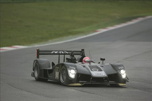 Audi R15 TDI Car Picture