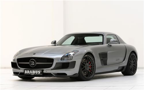 BRABUS 700 Biturbo Car Pictures