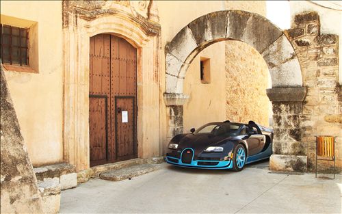 Bugatti Veyron 16 4 Grand Sport Vitesse 2013