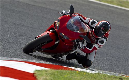 Ducati 848EVO 2010 Car Picture