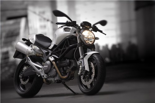 Ducati Monster 696 White. Ducati Monster 696 Bike