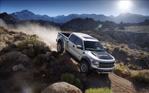 Ford F-150 SVT Raptor 2011