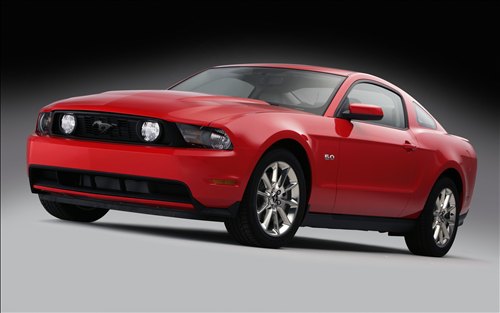 The 2011 Mustang GT continues