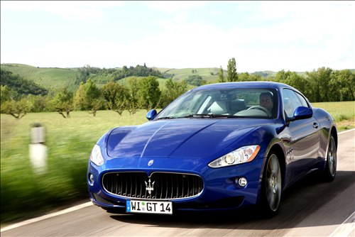 Maserati+granturismo+red