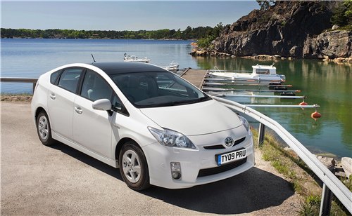 Toyota Prius : Cooled By The Heat Of Sun