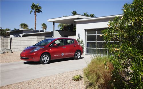 Nissan LEAF 2012