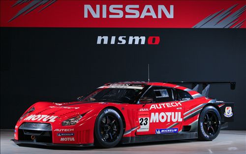 Nissan SUPER GT GT500 2010 Car Wallpaper