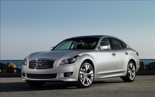 2011 Infiniti M - LA Motor Show 2009