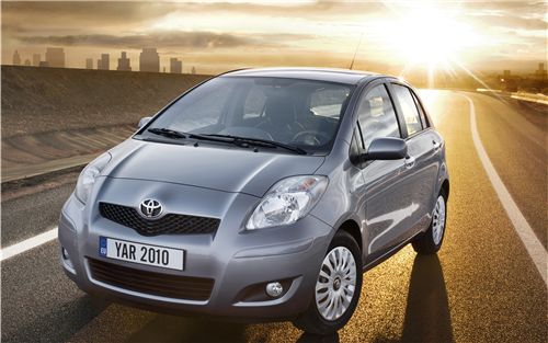 Toyota Yaris 2010 Pic Car Walls