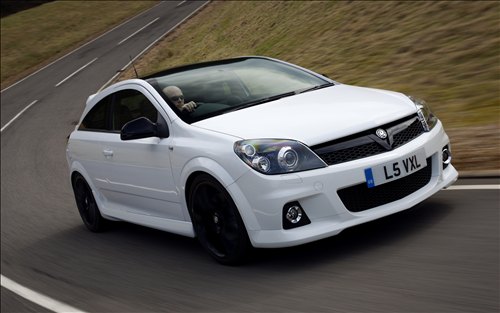 Vauxhall Astra VXR 2011 Car Pictures