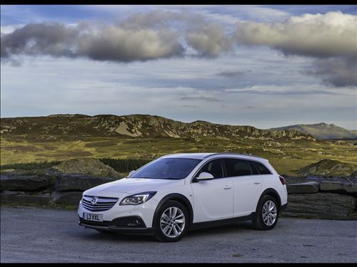 Vauxhall Insignia Country Tourer 2014