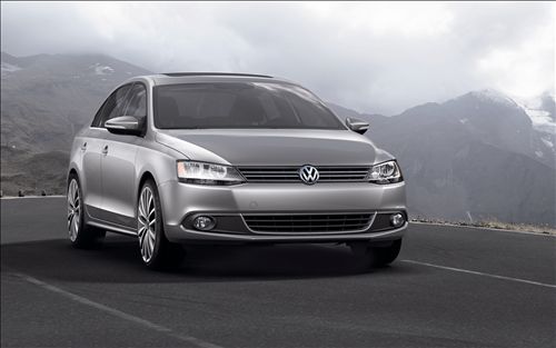 Today Volkswagen took off the wraps of the Volkswagen Jetta 2011 at Times 