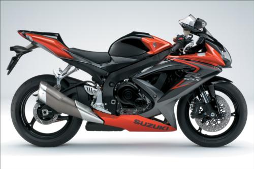 suzuki bikes wallpapers. Suzuki Gsx R750 Bike Wallpaper