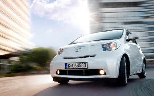 2009 Toyota Iq. Toyota iQ 2009