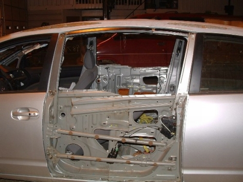 6-Door-Prius-003.jpg