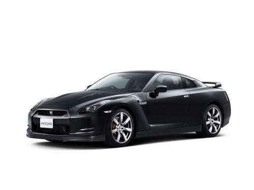 Black Nissan GT-R. For Wallpapers and Specifications, continue reading.