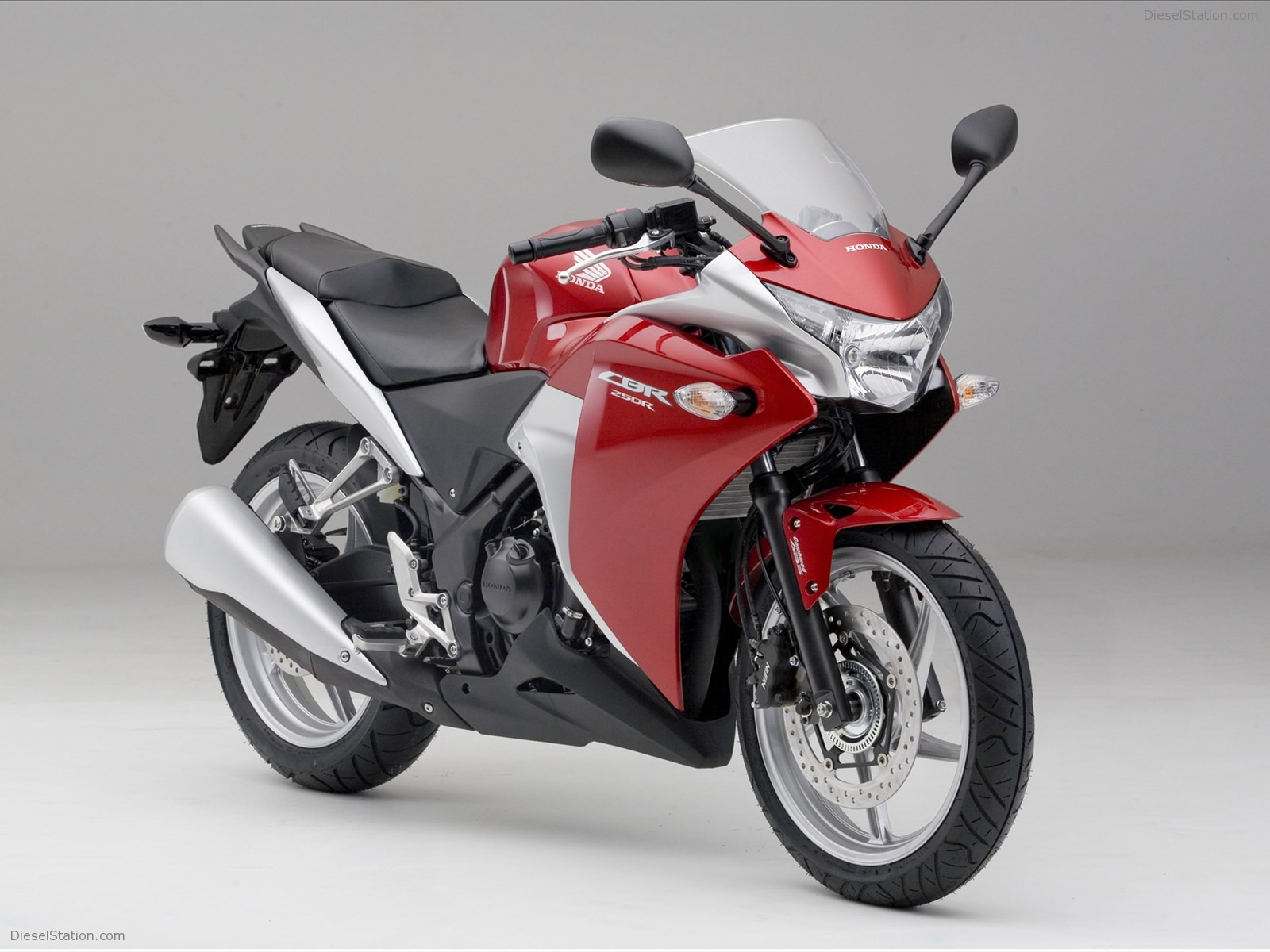 Chuyên dòng xe thể thao : FZ-16, FZ-S, R-15, CBR 150, SATRIA F150 - 20