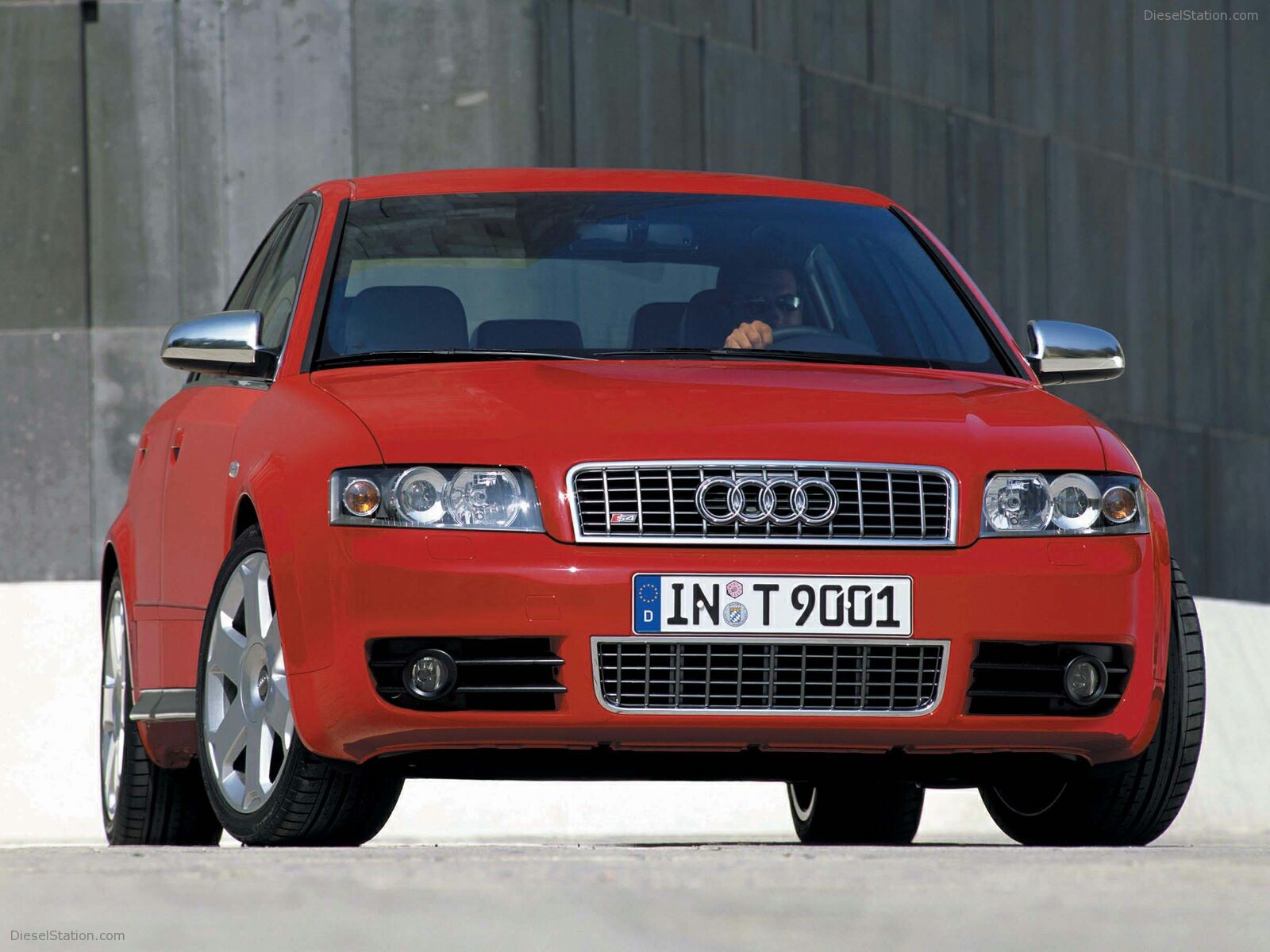 Audi-S4-005.jpg