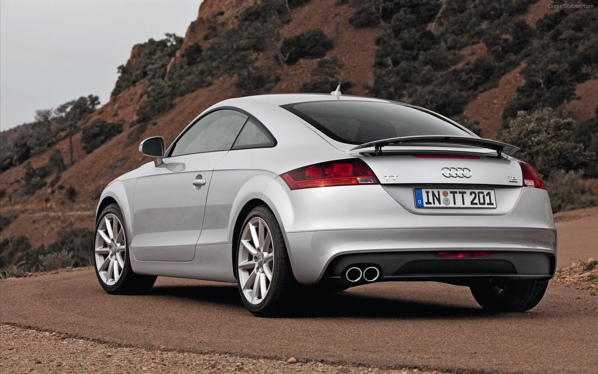 Audi TT Coupe 2011