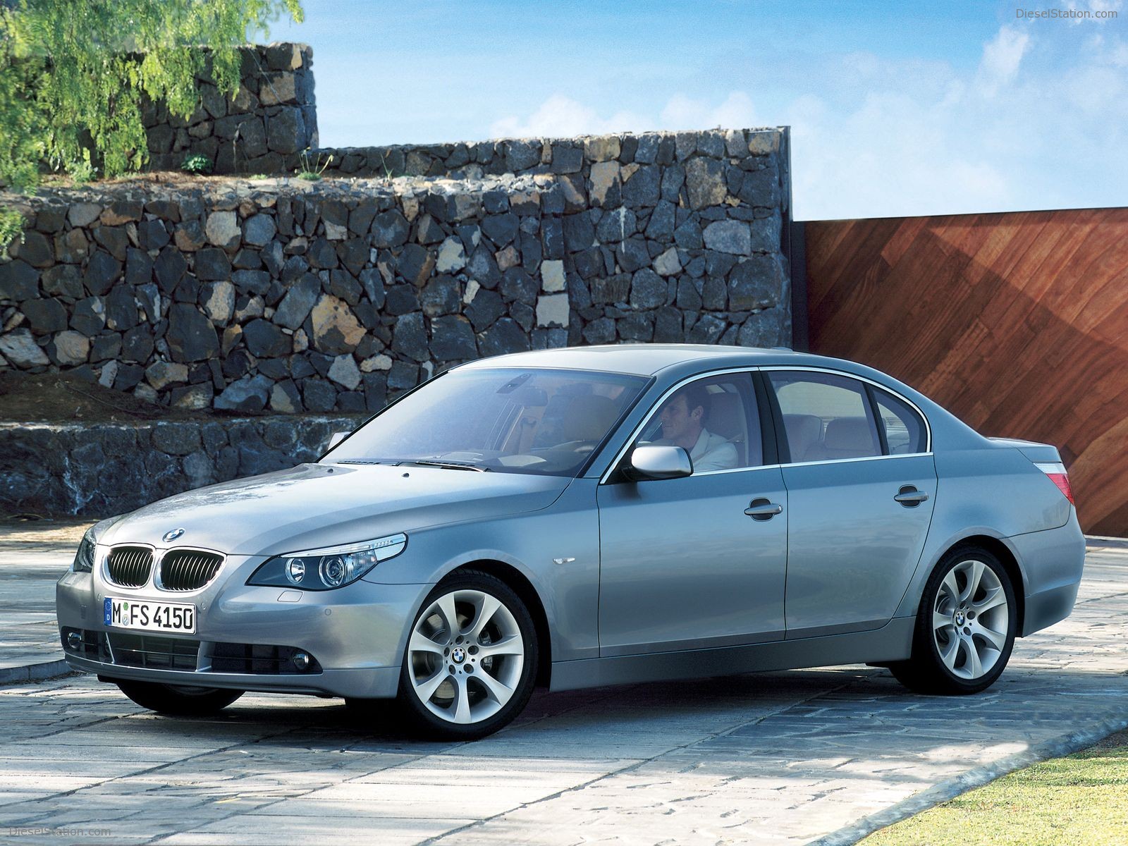 2004 Bmw 5 series 525i sedan