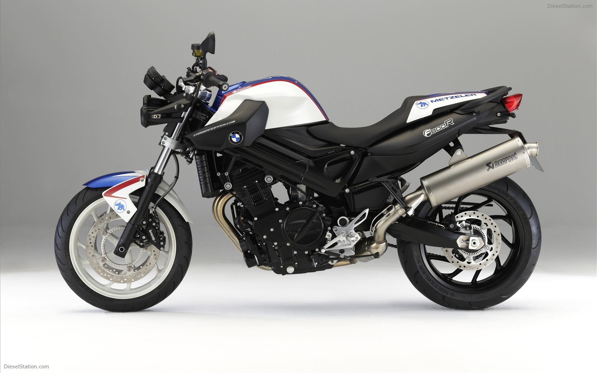 Chris phipher bmw 800s