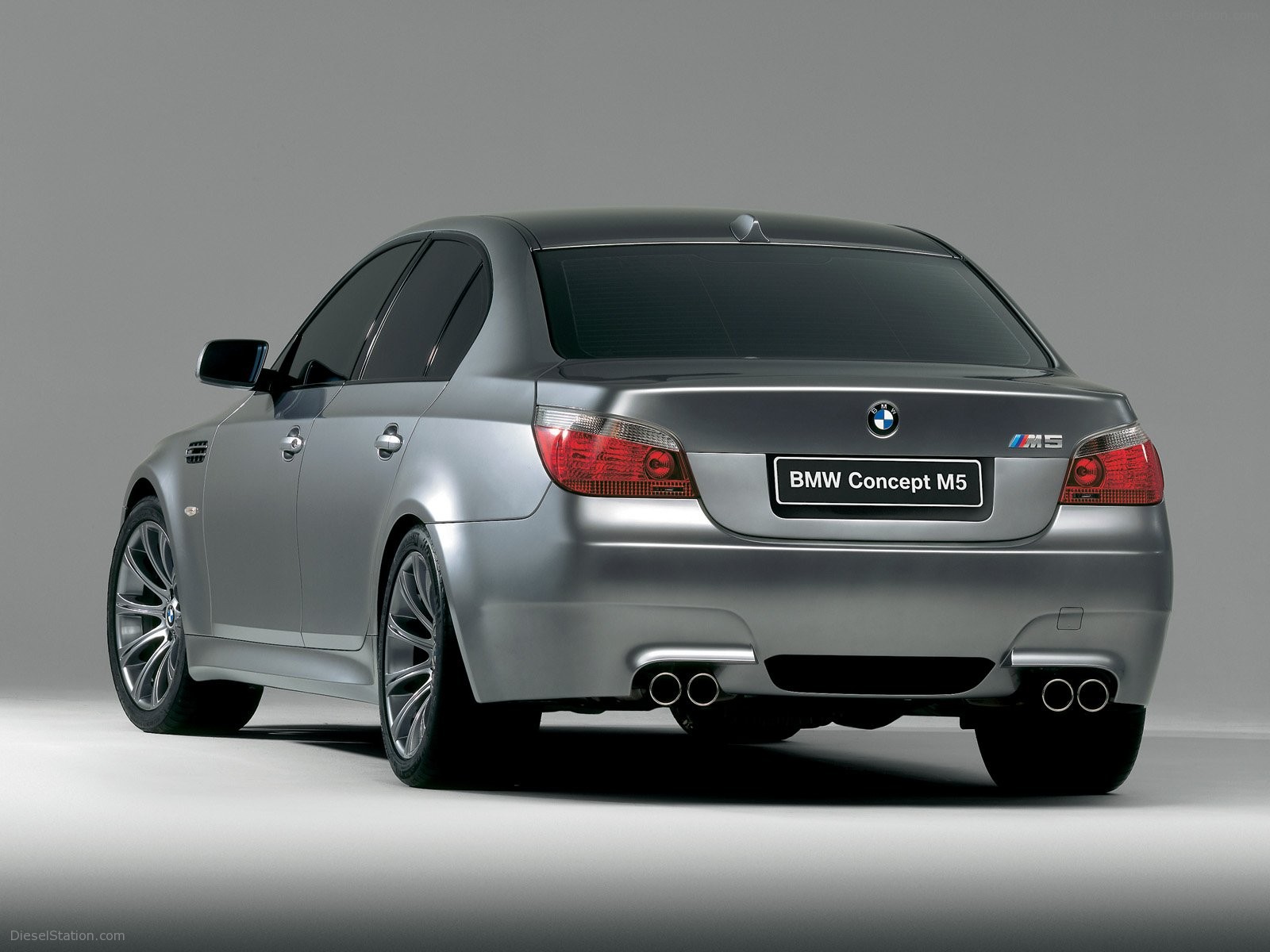 2005 Bmw m5 wallpapers #6