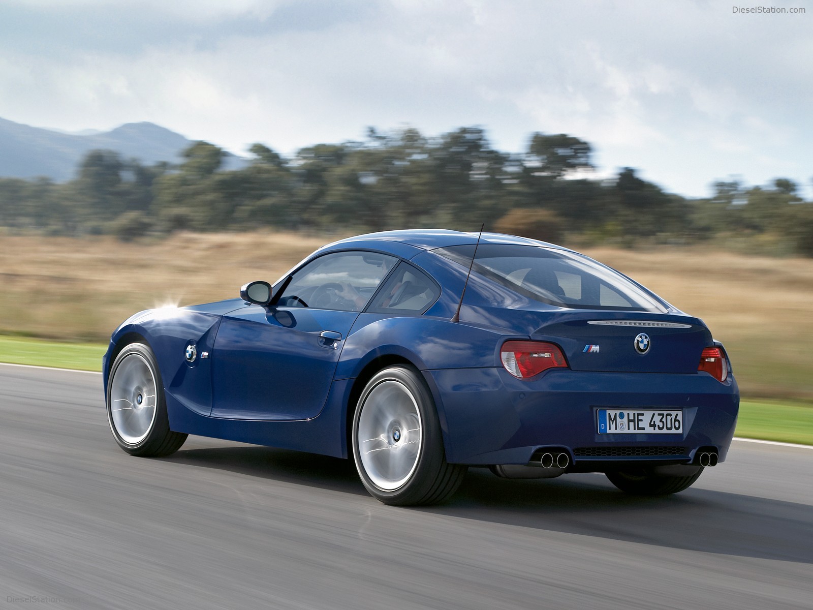 Bmw z4 m coupe dimensions