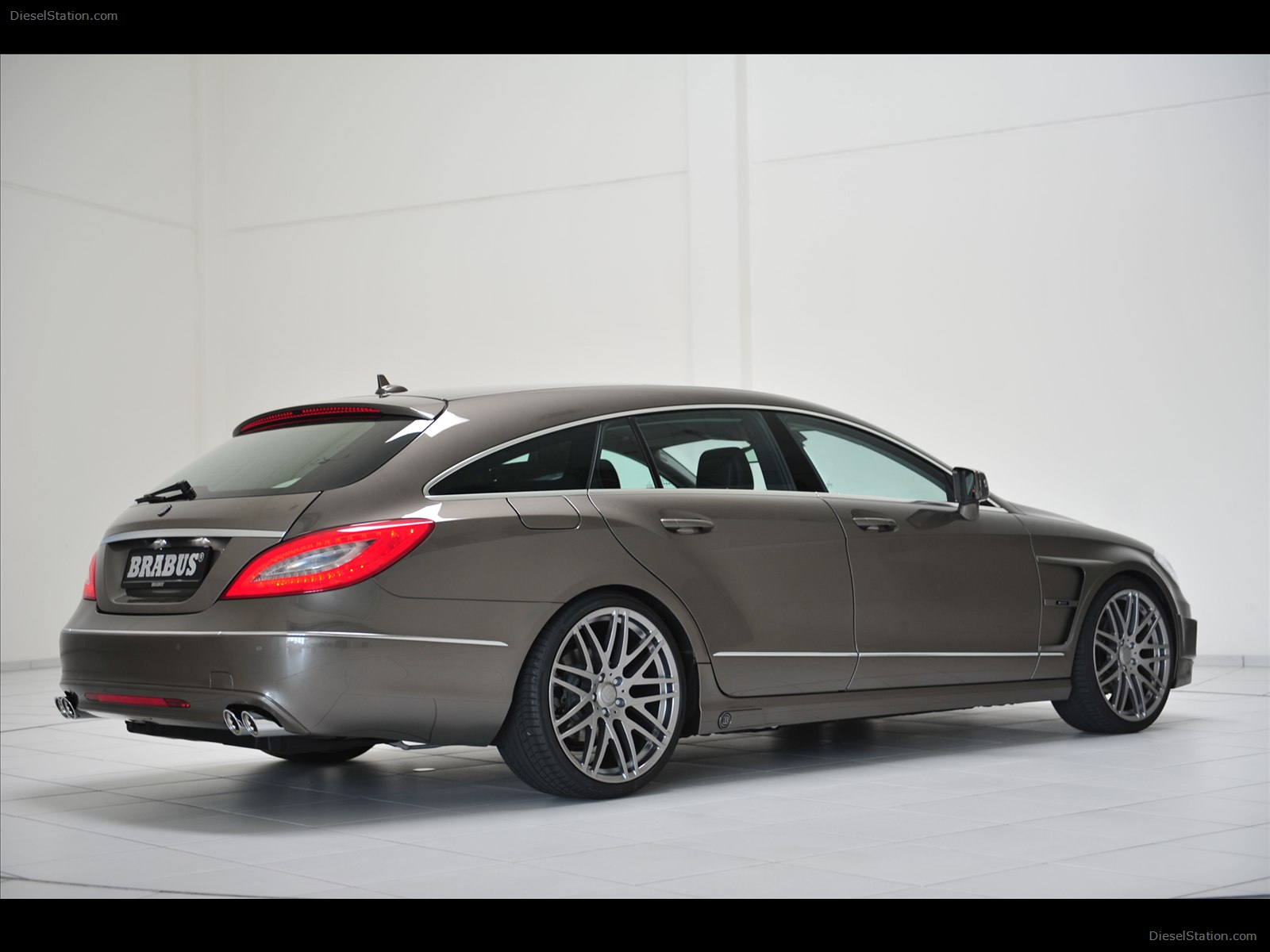 Mercedes cls shooting brake brabus #1