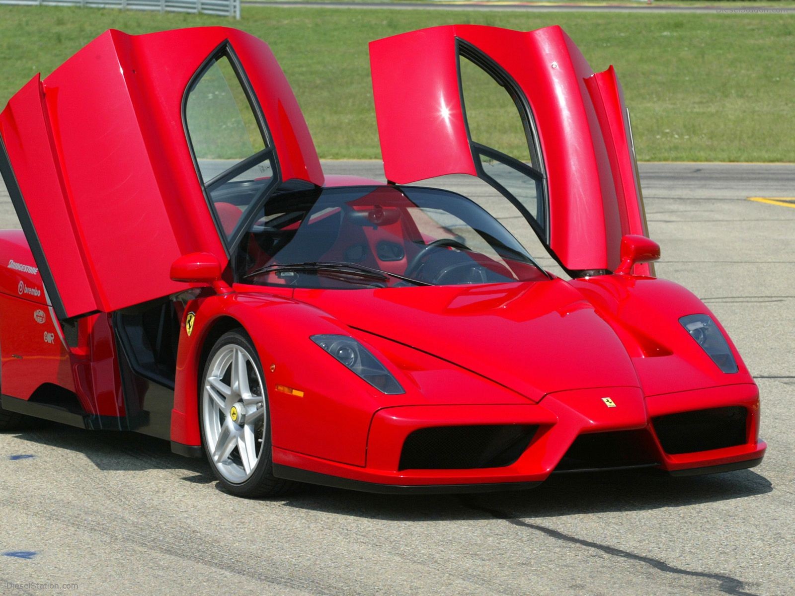 ferrari enzo price