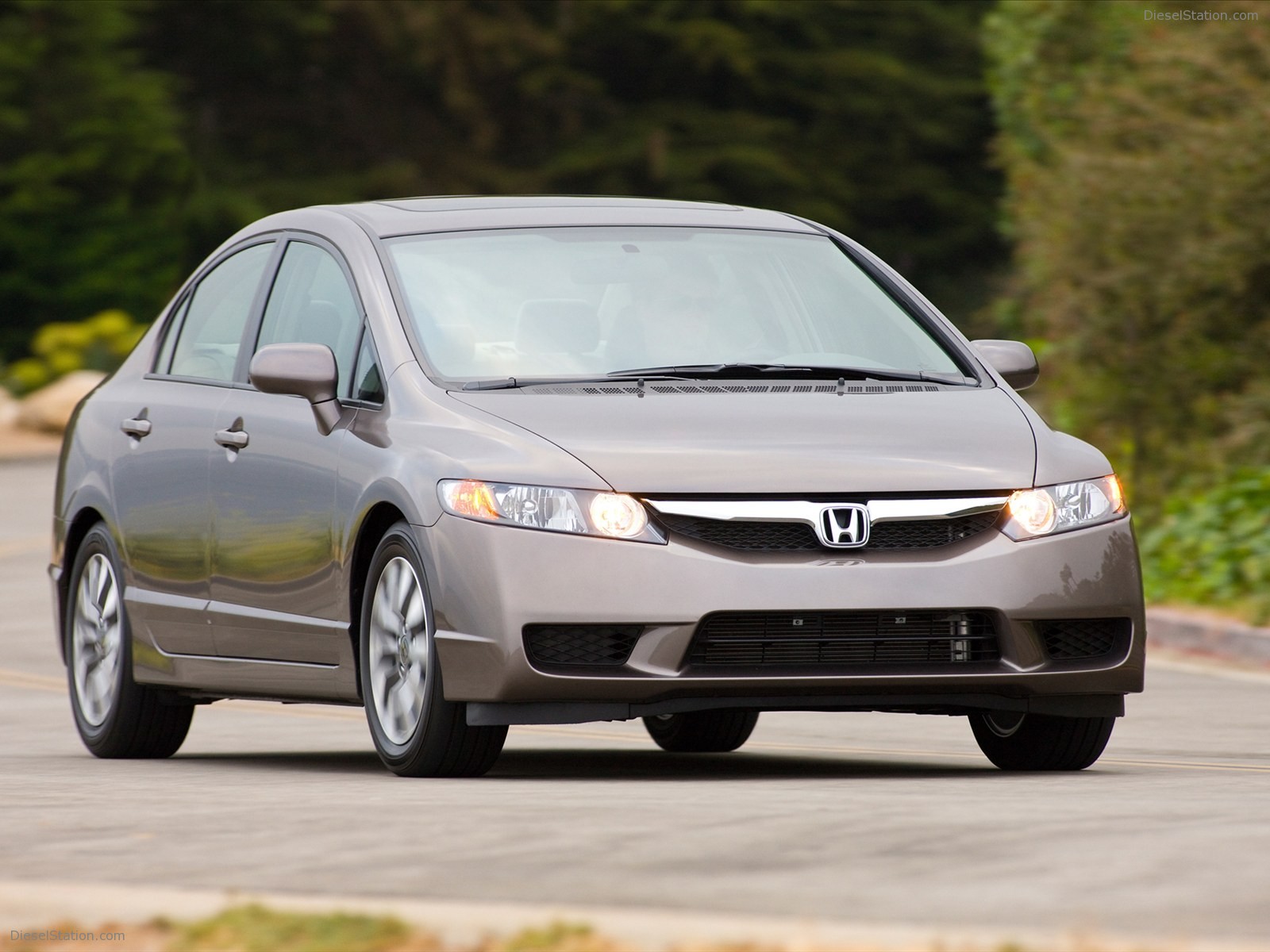 Honda Civic EX-L 2011 Exotic Car Photo #05 of 52 : Diesel Station