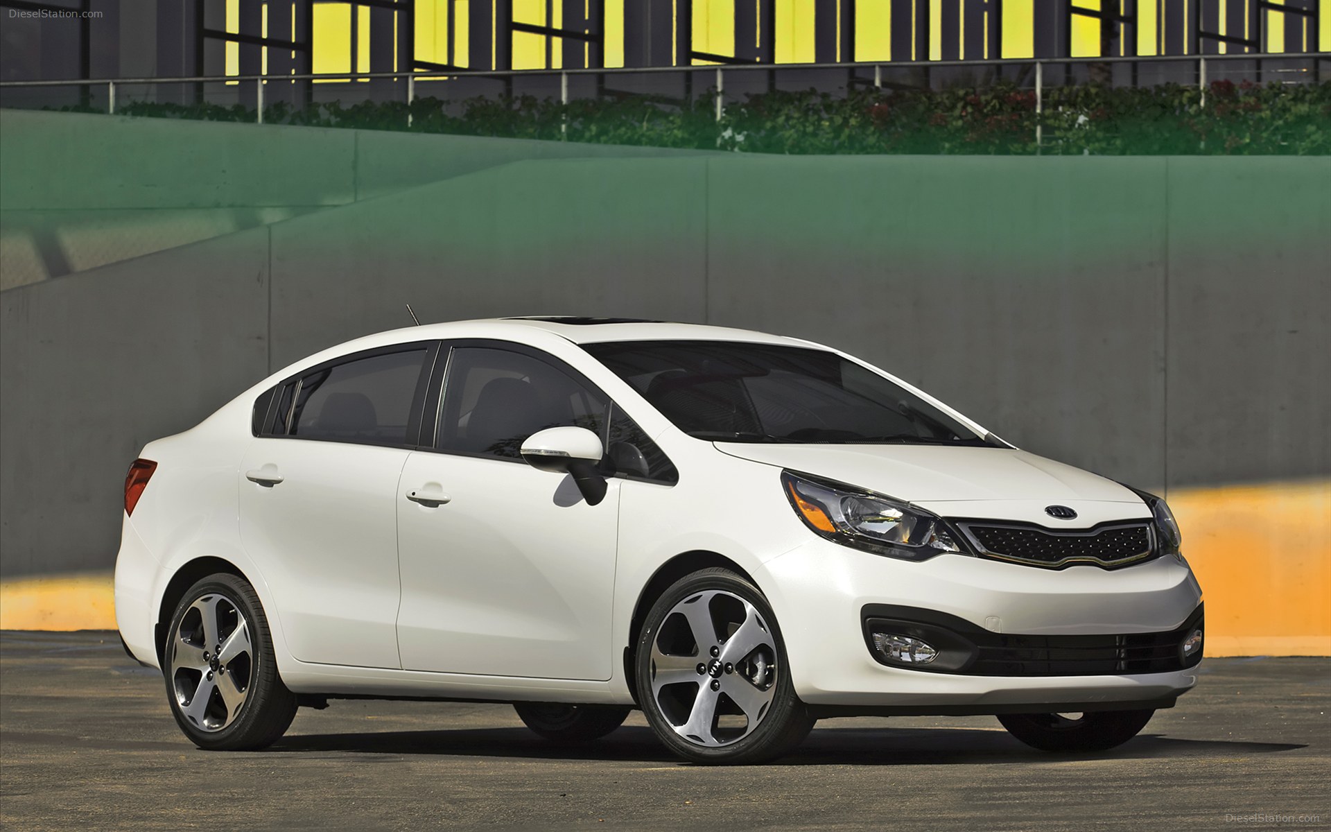 Kia Rio 2013 Widescreen Exotic Car Image 04 of 26 