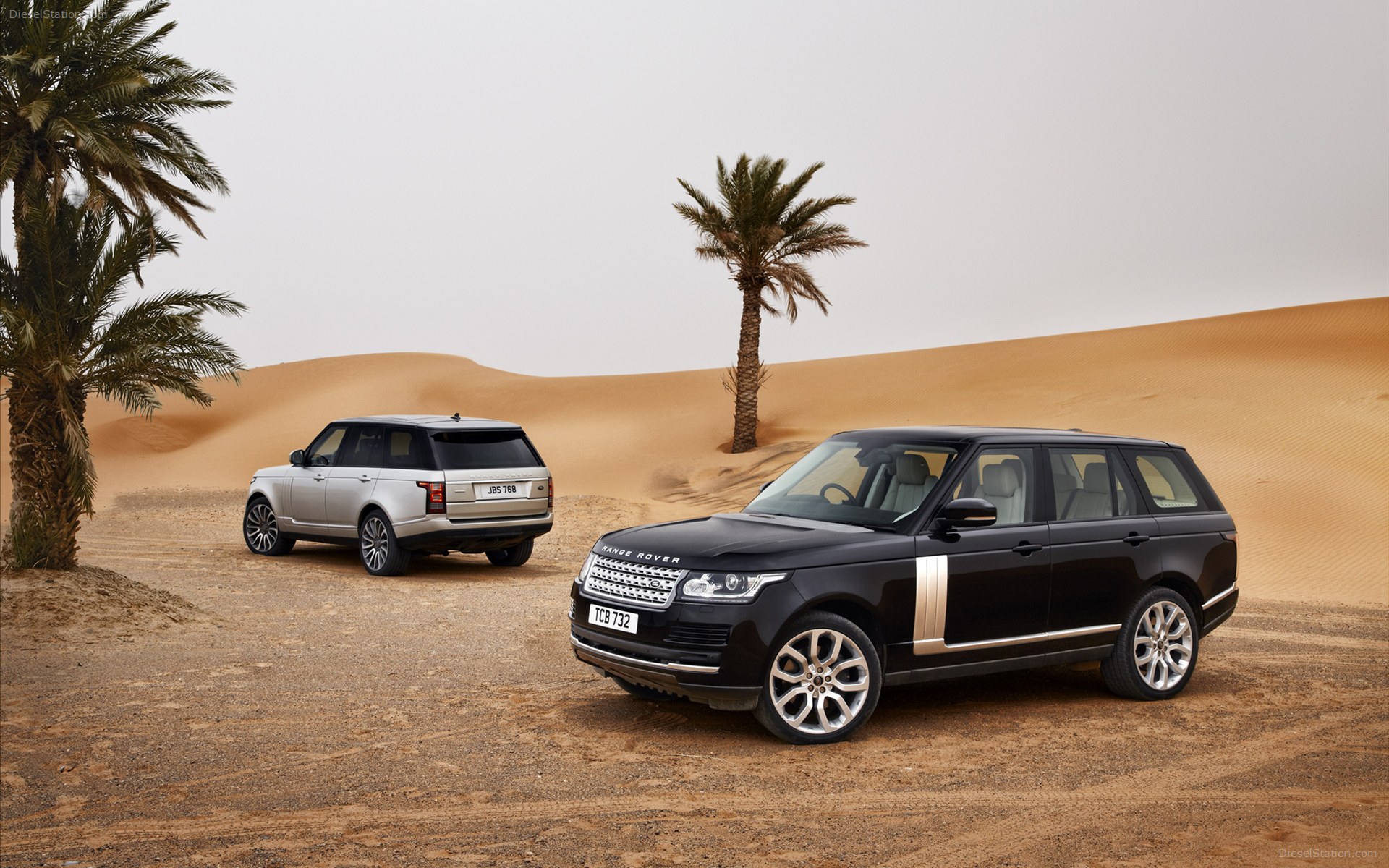 [Image: Land-Rover-Range-Rover-2013-widescreen-27.jpg]