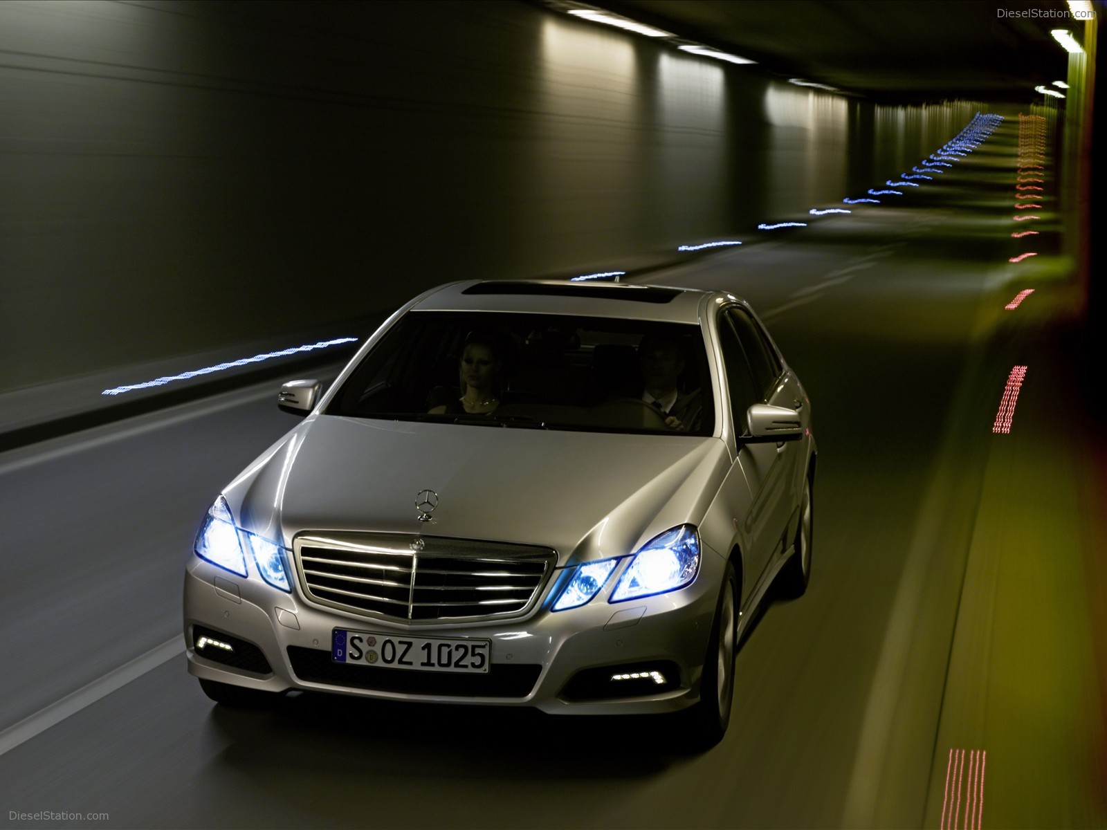 New mercedes e class 2010 wallpaper #3