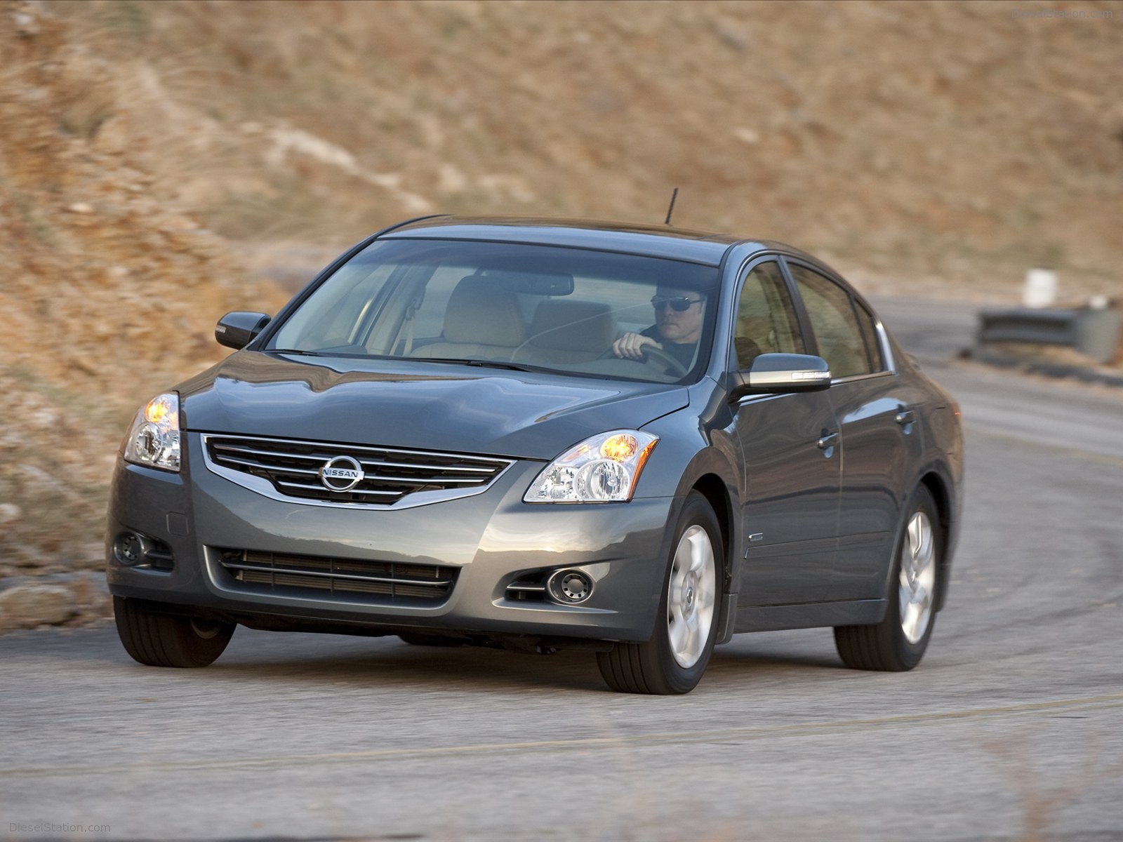 What states sell nissan altima hybrids #6